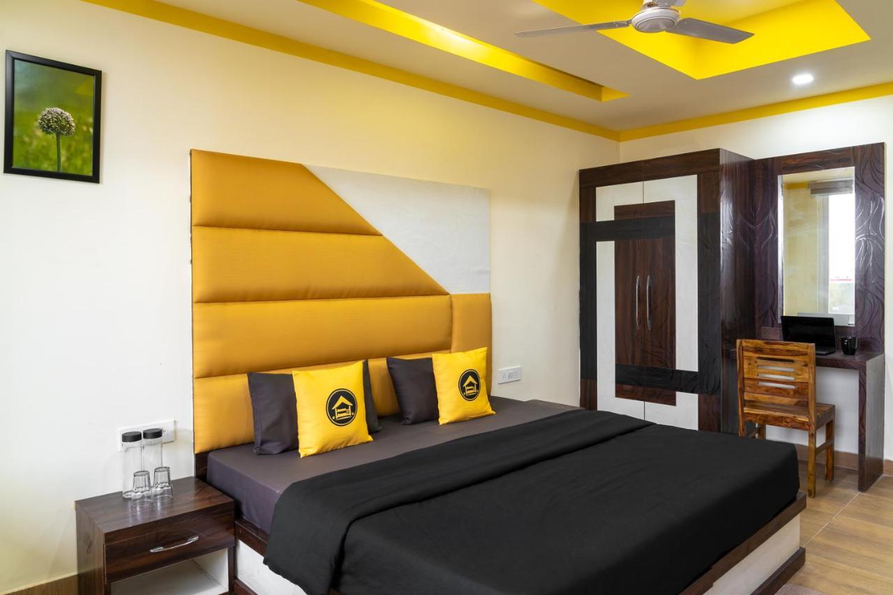 The Hosteller Dehradun Eksteriør billede