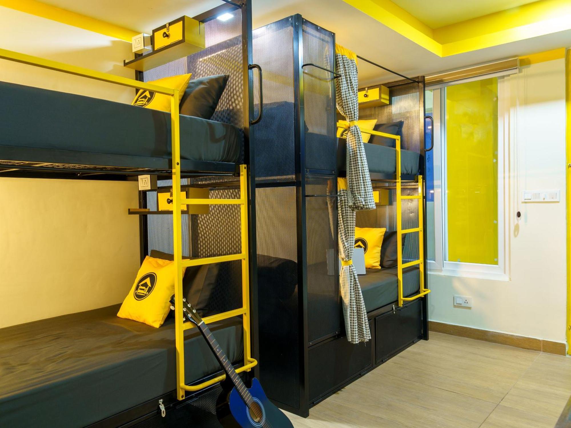 The Hosteller Dehradun Eksteriør billede